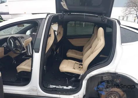 2016 Tesla Model X 60D/70D/75D/90D/P100D from USA, damaged, VIN 5YJXCBE2XGF008744